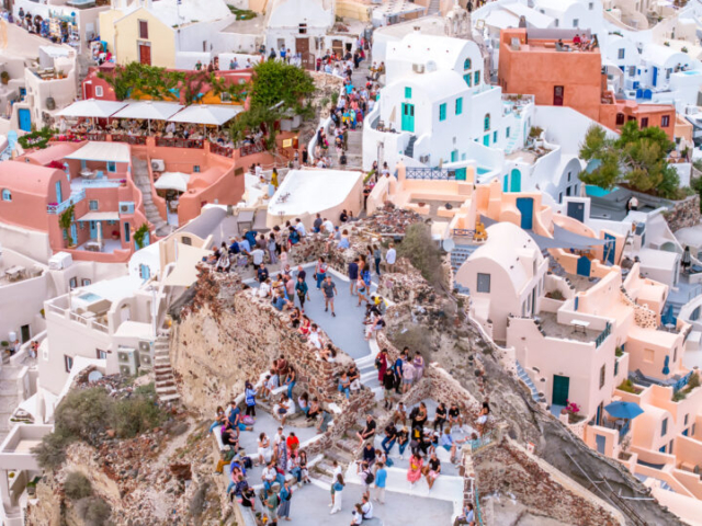 Santorini Island ZDF Documentary_WDJI_20250509194539_0023_D